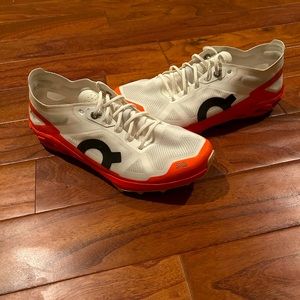 On Clouds Cloudventure Peak 3